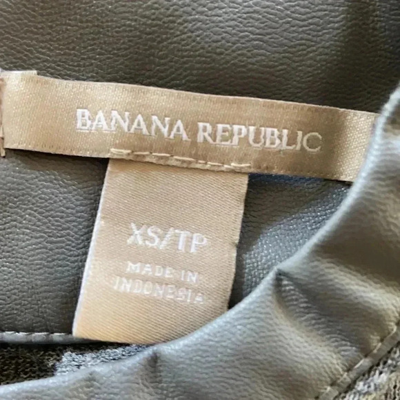 Banana Republic Tank Top - Picture 4 of 4